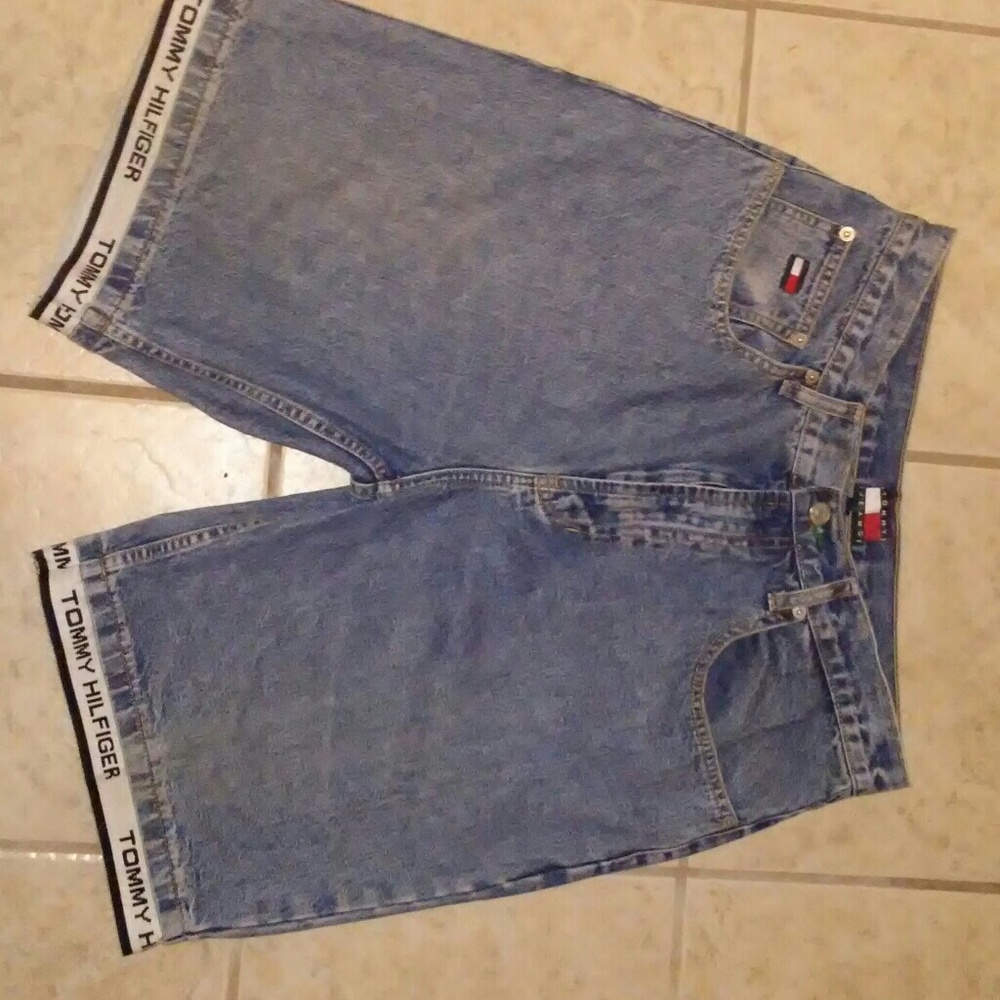 Vintage Tommy Hilfiger shorts